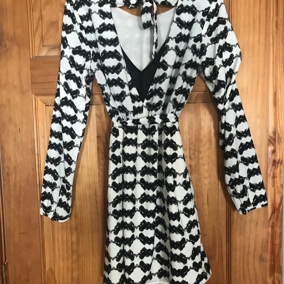 Black and white printed dress - Picture 2 of 2